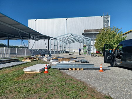 Lagerhalle, Grundstück