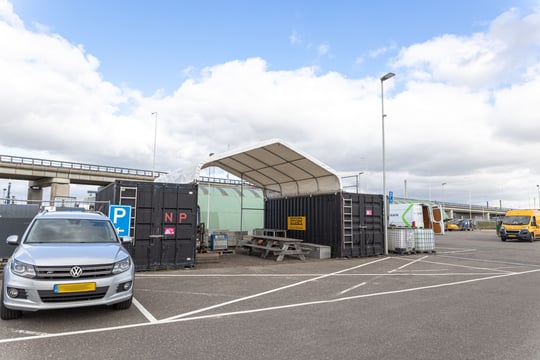 Kan ik een Kroftman containeroverkapping in het echt bekijken?